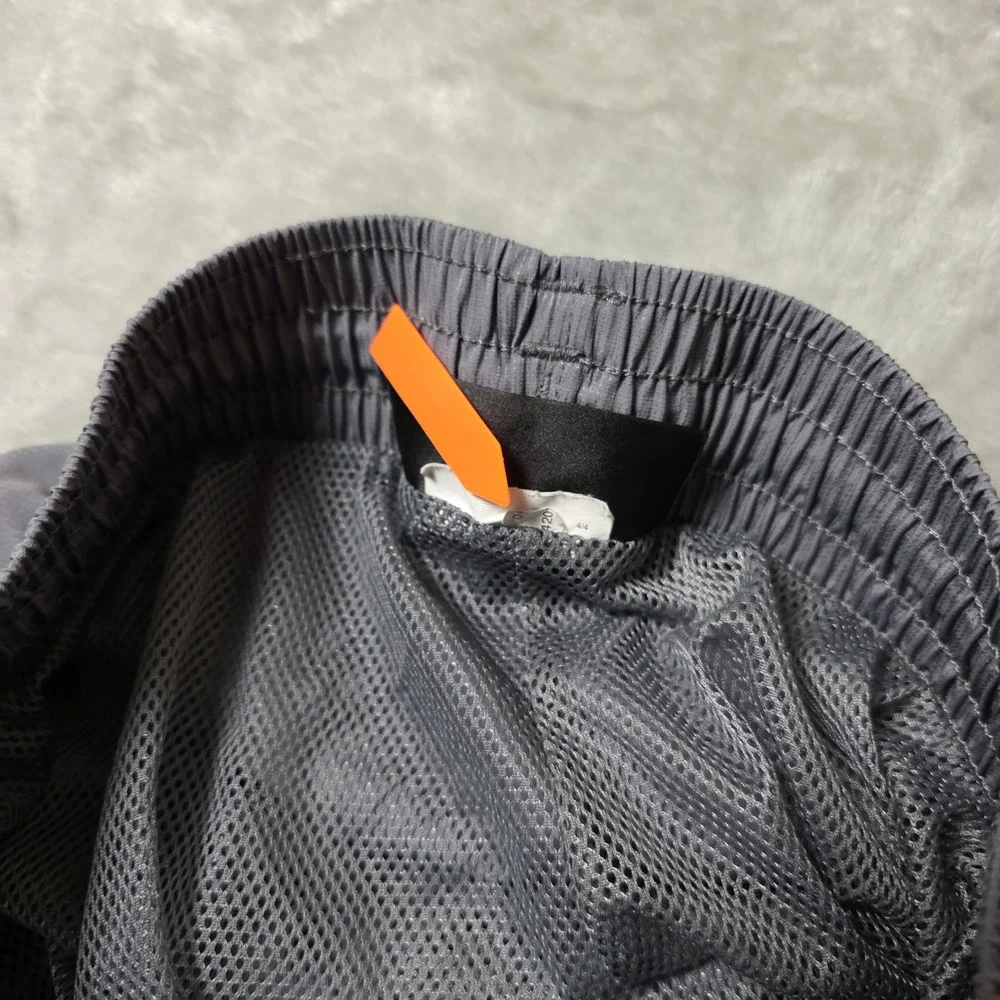 Under Armour HeatGear Track Pants Mesh Gray Mens M FAIR Techwear Minimalist